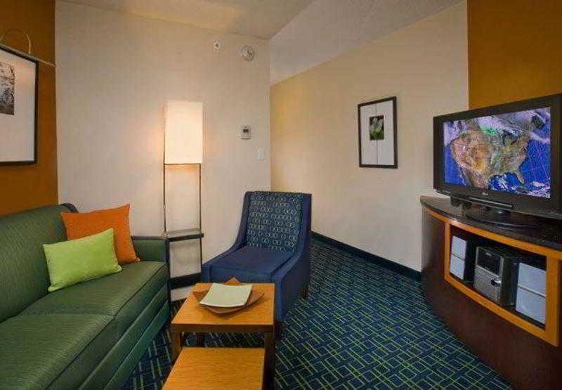 Fairfield Inn And Suites By Marriott Oklahoma City Airport Extérieur photo